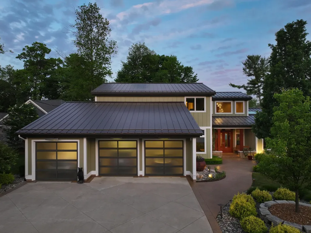 3381 Northshore Drive Pierson Township MI 49339