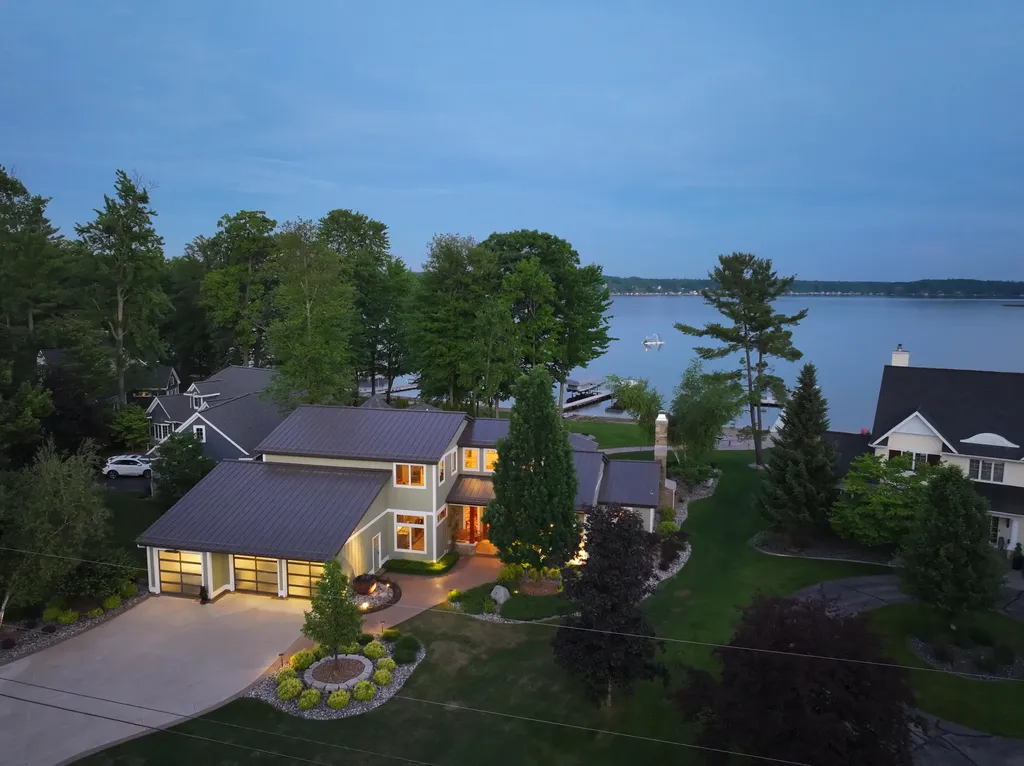 3381 Northshore Drive Pierson Township MI 49339