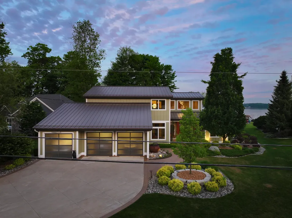 3381 Northshore Drive Pierson Township MI 49339