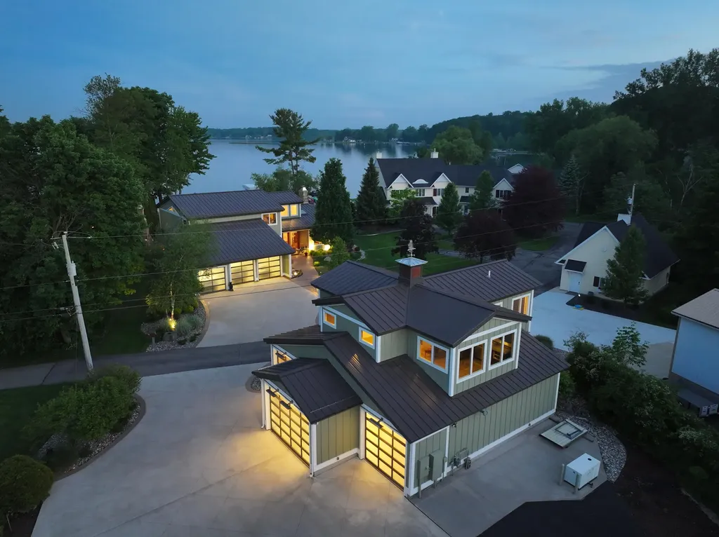 3381 Northshore Drive Pierson Township MI 49339