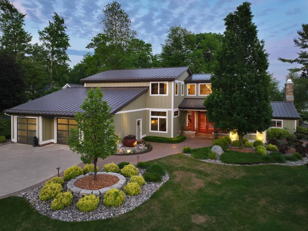 3381 Northshore Drive Pierson Township MI 49339