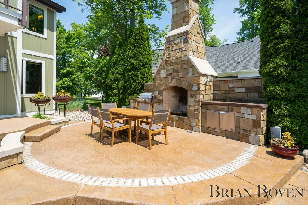 3381 Northshore Drive Pierson Township MI 49339
