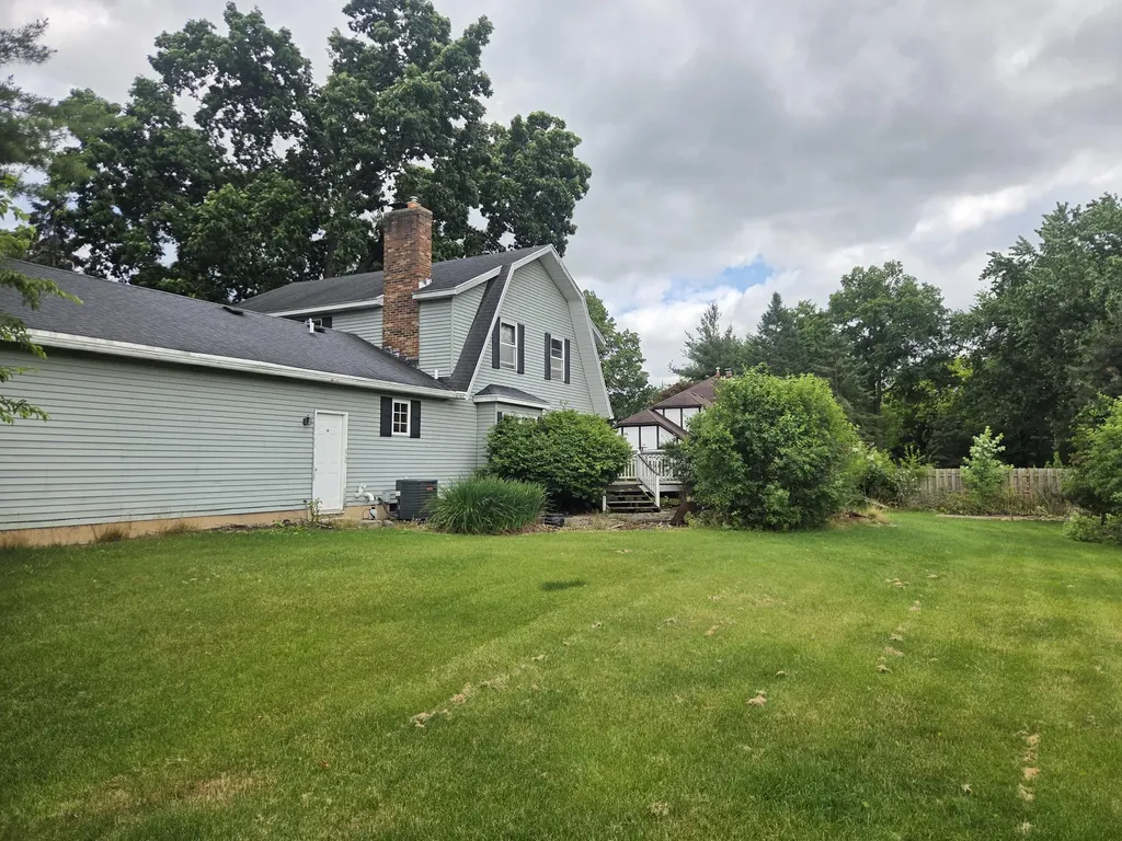 351 Eastmoor Avenue SE Grand Rapids Charter Township MI 49546