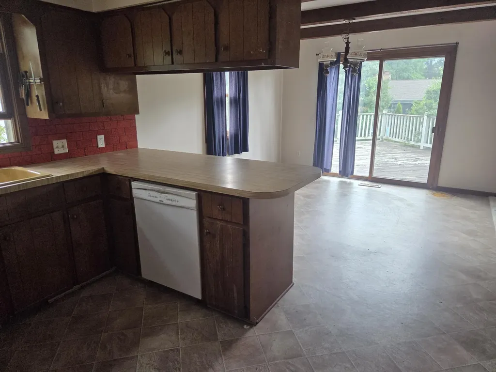351 Eastmoor Avenue SE Grand Rapids Charter Township MI 49546