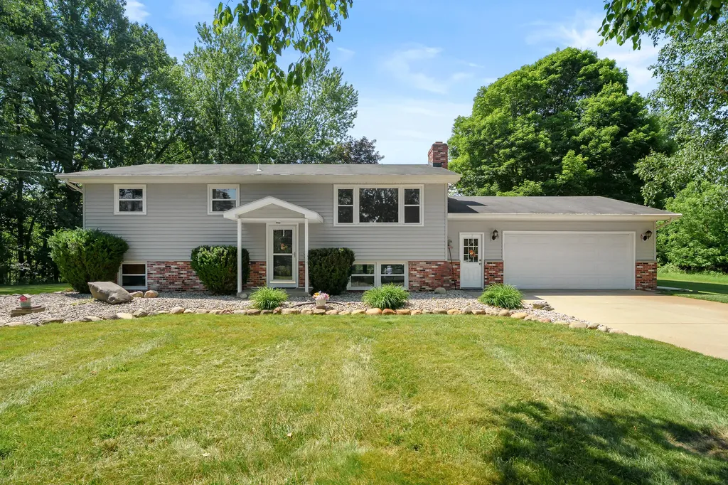 7732 E S Avenue Pavilion Township MI 49088