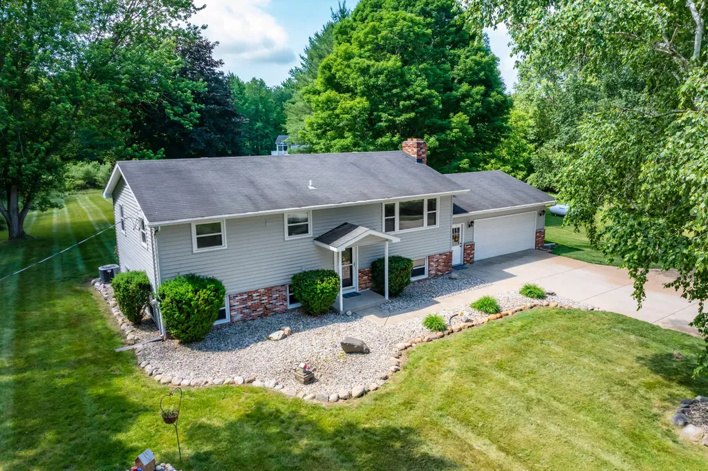 7732 E S Avenue Pavilion Township MI 49088