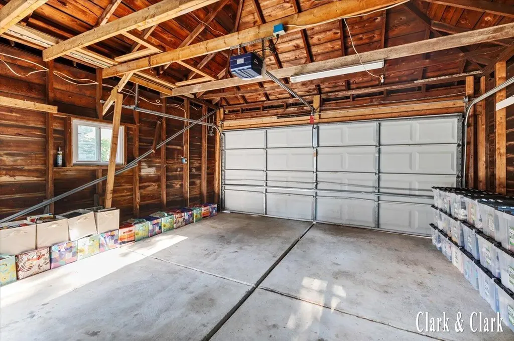 437 Rosewood Avenue SE East Grand Rapids City MI 49506