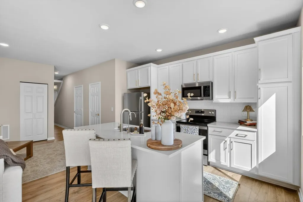 4628 Glen Haven Drive SE Kentwood City MI 49512