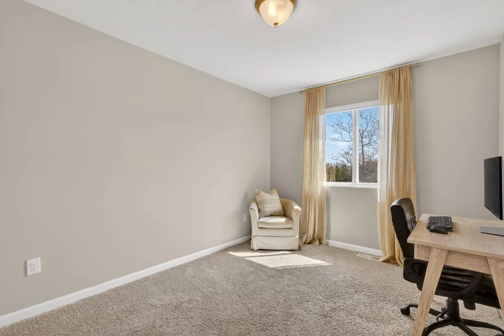 4628 Glen Haven Drive SE Kentwood City MI 49512