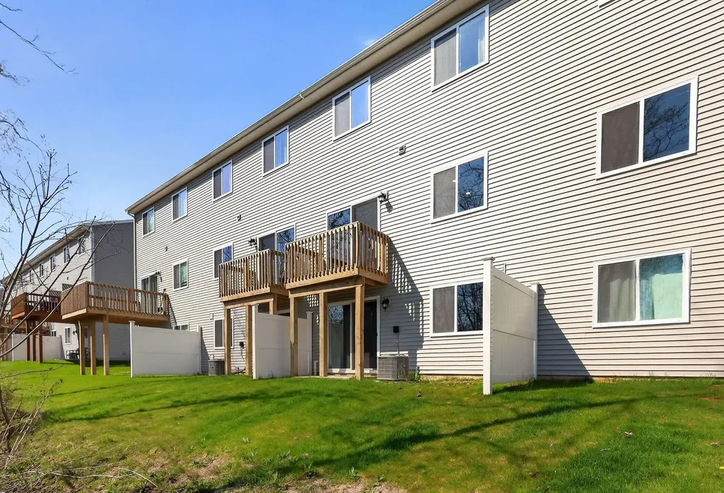 4628 Glen Haven Drive SE Kentwood City MI 49512