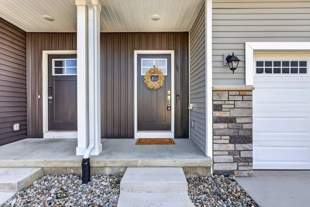 4628 Glen Haven Drive SE Kentwood City MI 49512