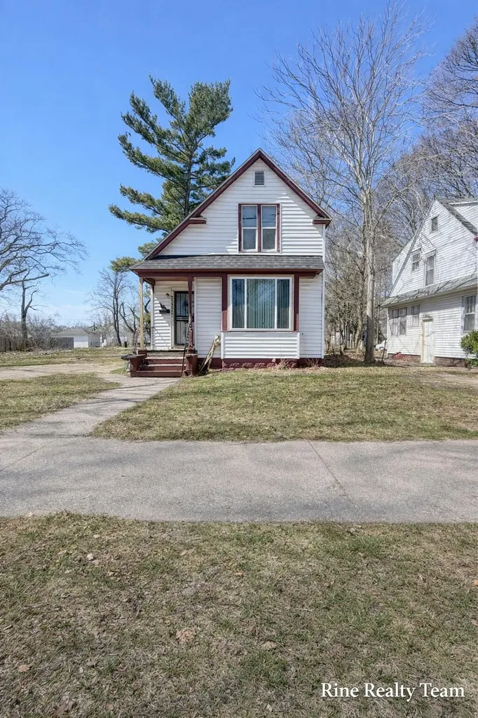 2337 6th Street Muskegon Heights City MI 49444