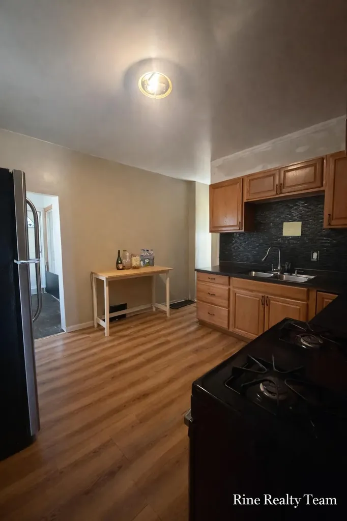 2337 6th Street Muskegon Heights City MI 49444