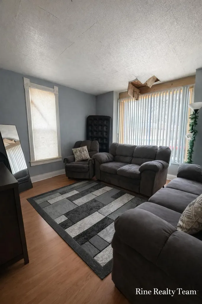 2337 6th Street Muskegon Heights City MI 49444
