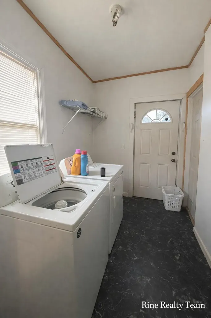 2337 6th Street Muskegon Heights City MI 49444