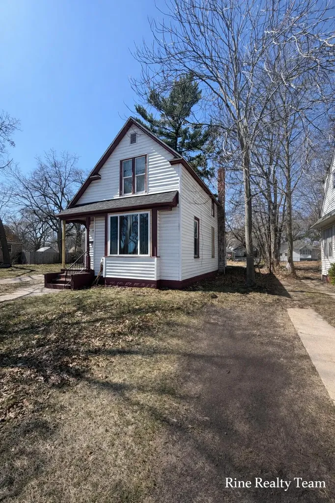 2337 6th Street Muskegon Heights City MI 49444