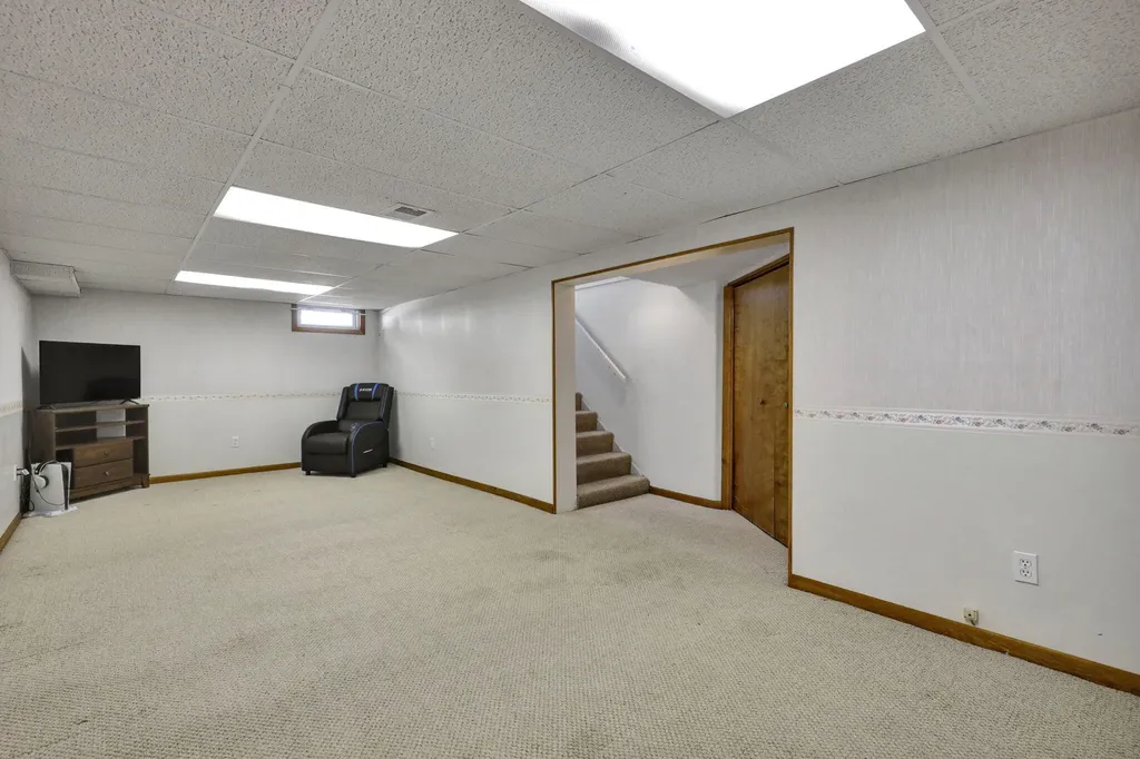 3201 Sablain Parkway Drive Lansing City MI 48910