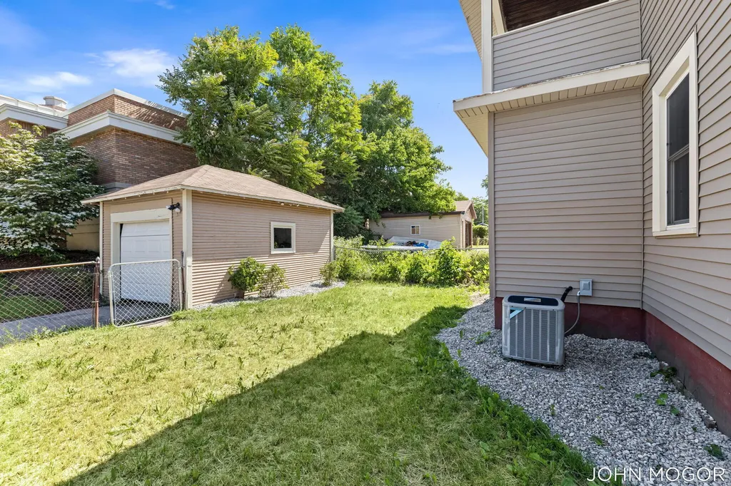 1035 Alexander Street SE Grand Rapids City MI 49507