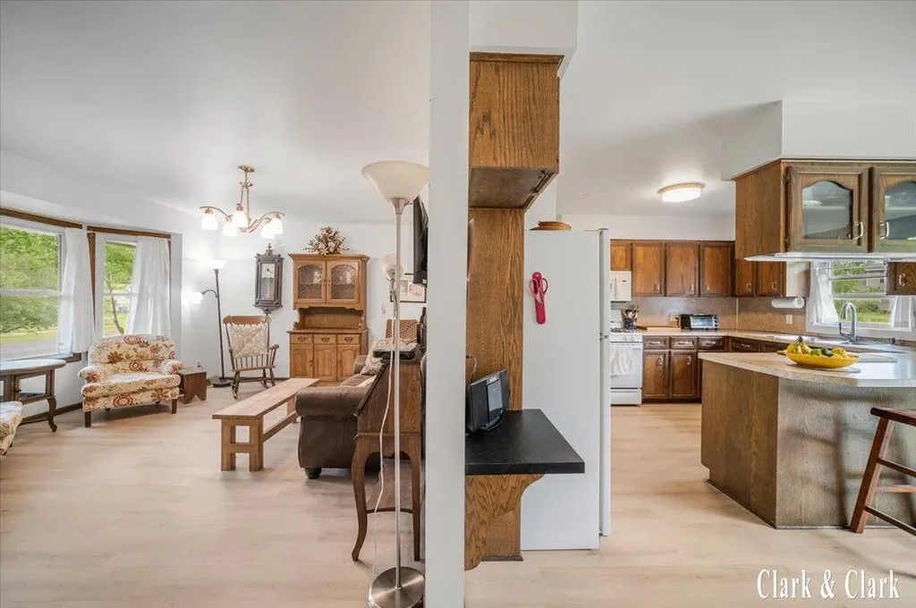 2068 Jamestown Drive SE Kentwood City MI 49508