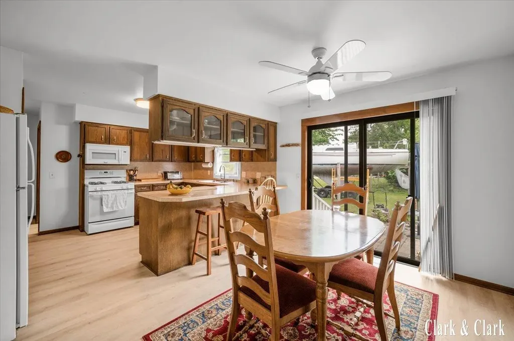 2068 Jamestown Drive SE Kentwood City MI 49508