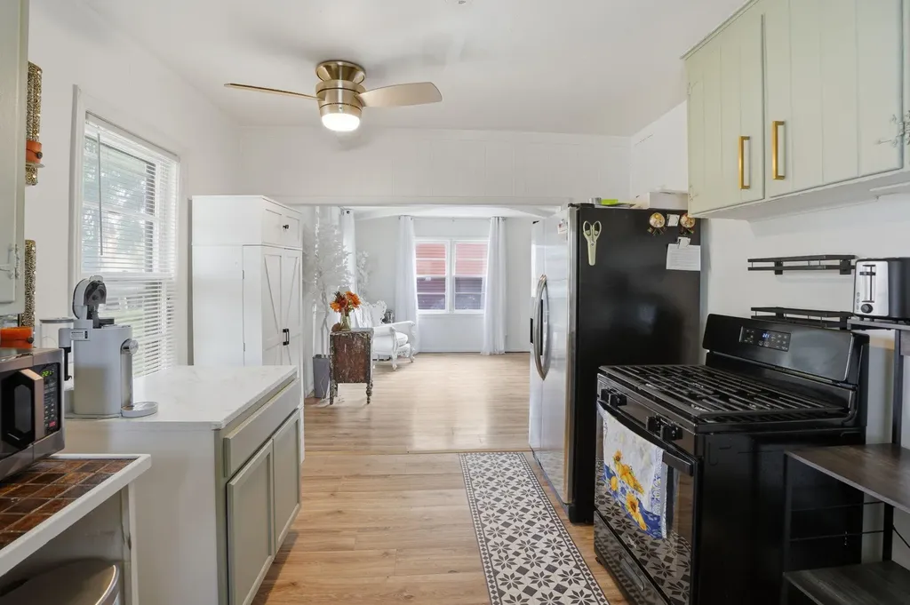 1237 Fuller Avenue NE Grand Rapids City MI 49505