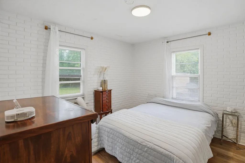1237 Fuller Avenue NE Grand Rapids City MI 49505