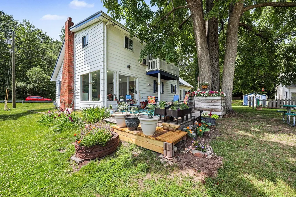 11482 Lakeshore Drive Cato Township MI 48850