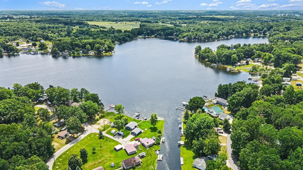 11482 Lakeshore Drive Cato Township MI 48850