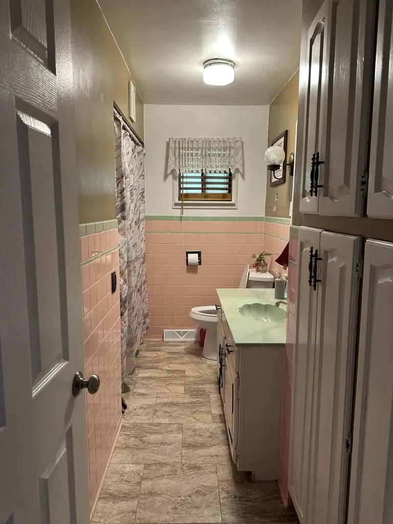1807 S Lake Mitchell Drive Cherry Grove Township MI 49601