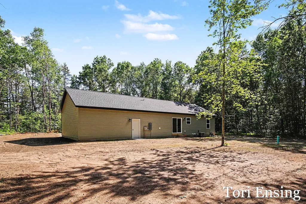 19828 Yankee Road Reynolds Township MI 49329