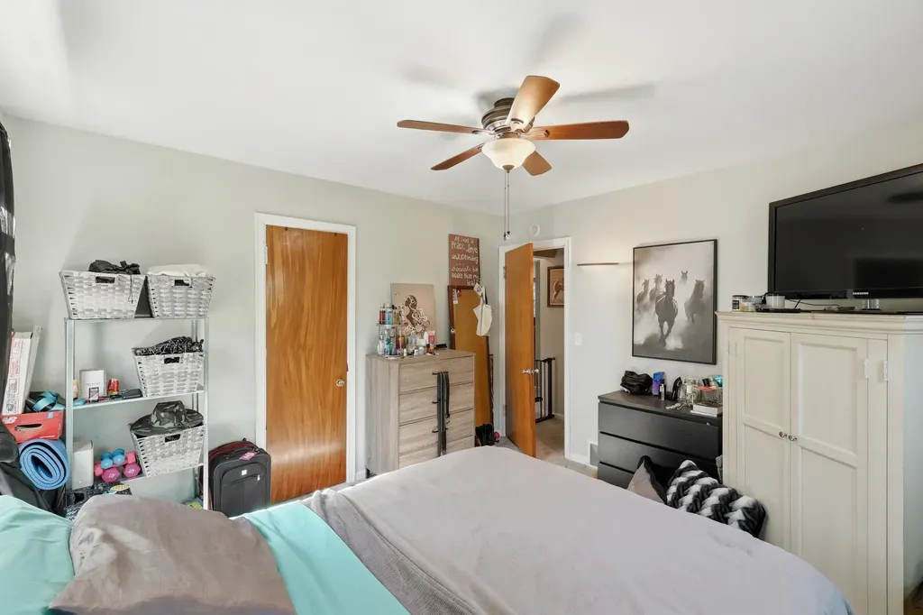 923 Colrain Street SW Wyoming City MI 49509