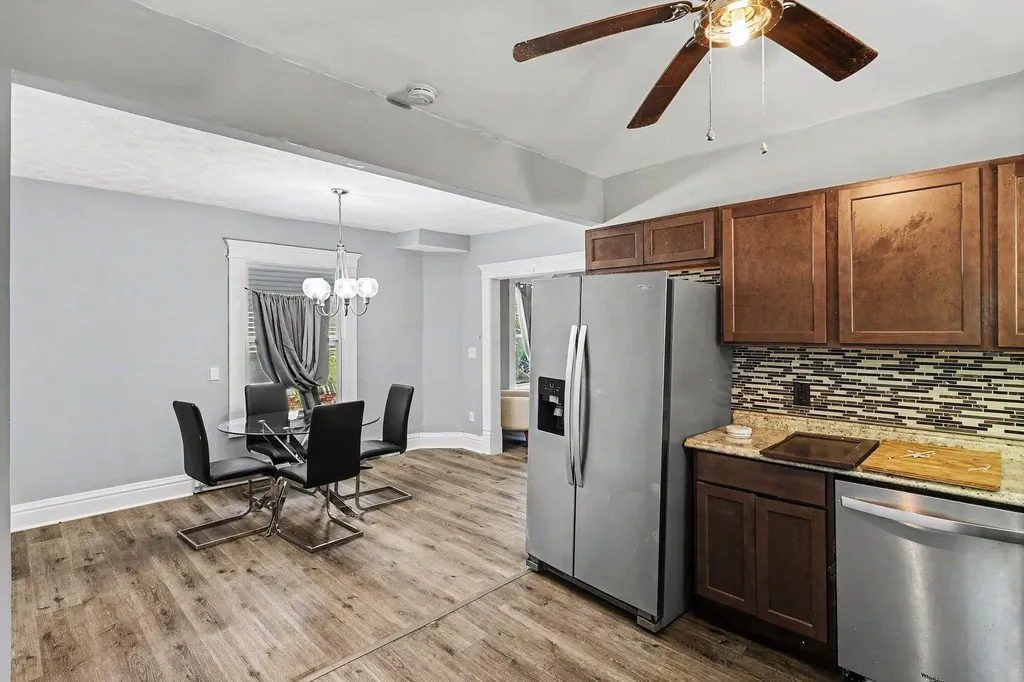 1222 E Kalamazoo Street Lansing City MI 48912