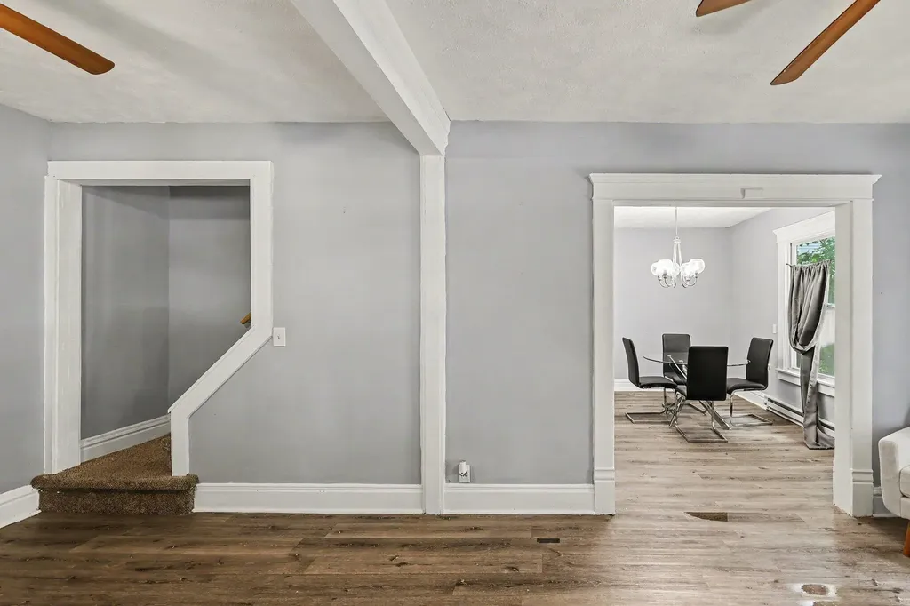 1222 E Kalamazoo Street Lansing City MI 48912