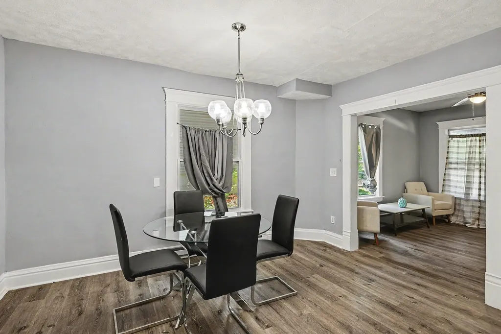1222 E Kalamazoo Street Lansing City MI 48912