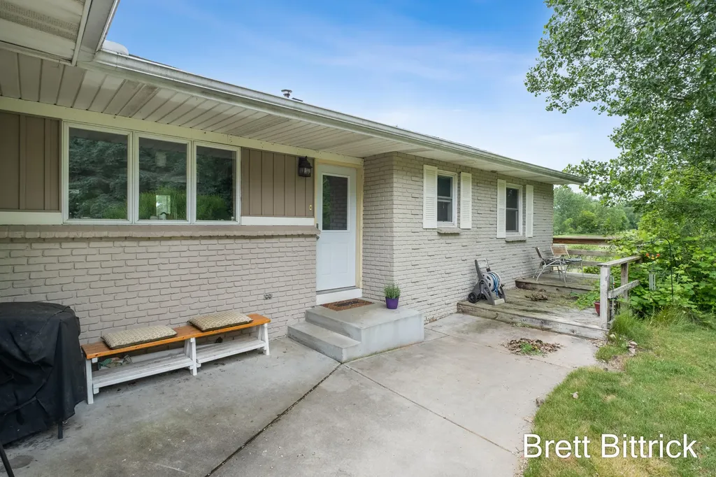 2810 20 Mile Road NW Tyrone Township MI 49330