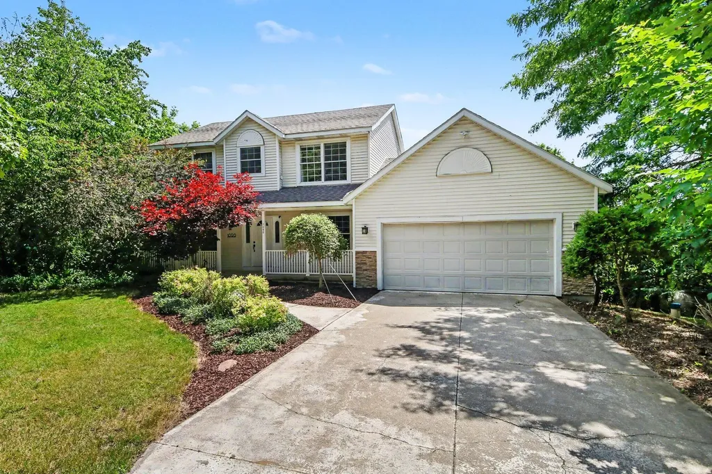 1090 Cumberland Avenue SE Vergennes Township MI 49331