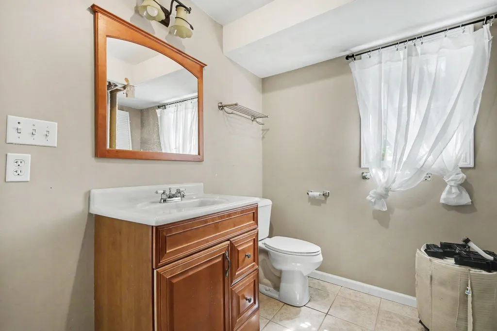 1090 Cumberland Avenue SE Vergennes Township MI 49331