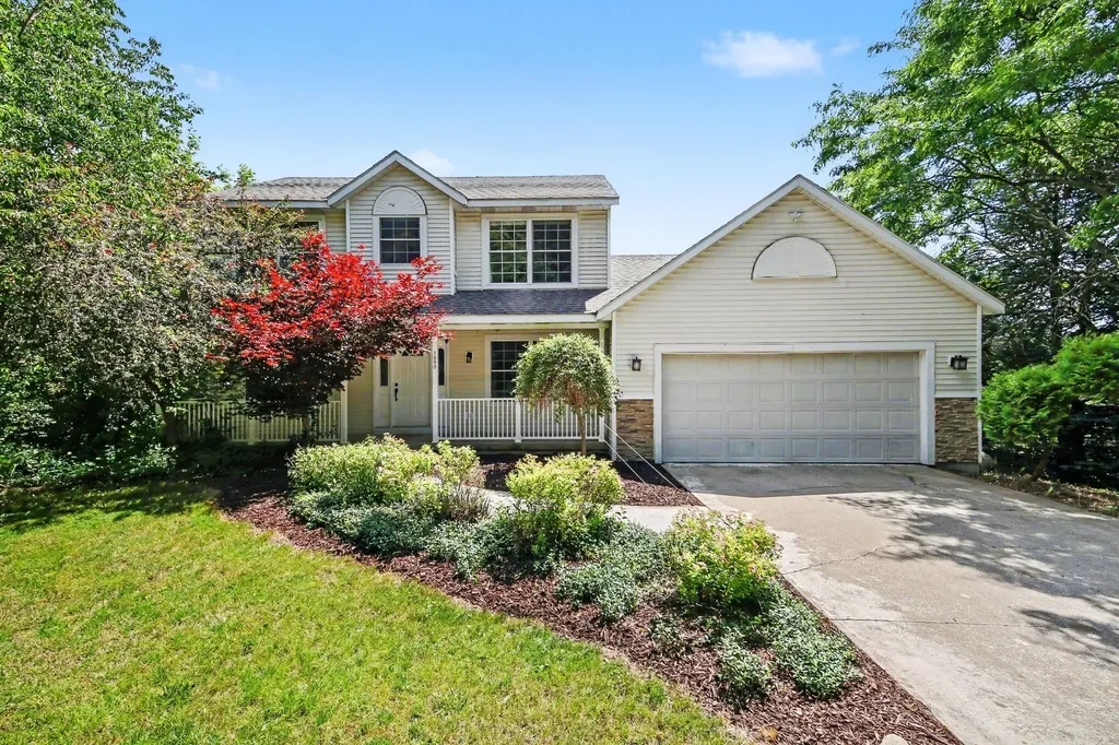 1090 Cumberland Avenue SE Vergennes Township MI 49331