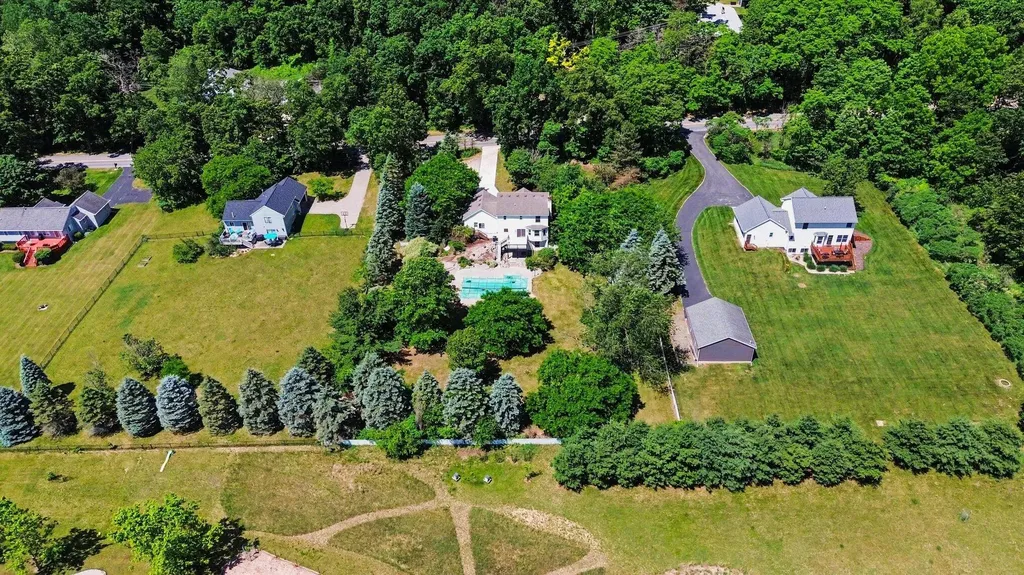 1090 Cumberland Avenue SE Vergennes Township MI 49331