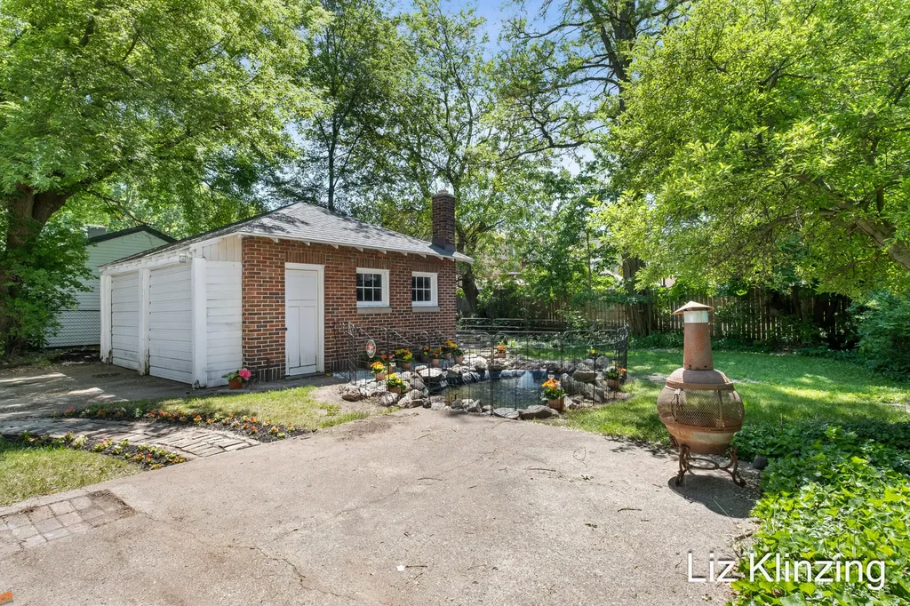 450 Burton Street SE Grand Rapids City MI 49507
