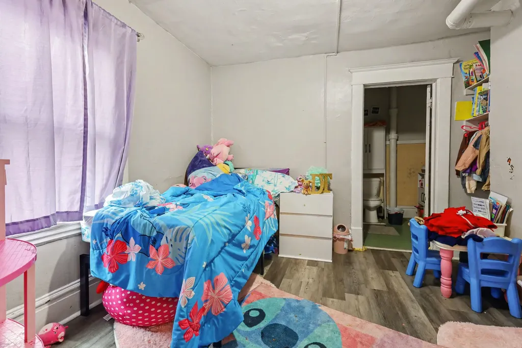 1236 Alpine Avenue NW Grand Rapids City MI 49504