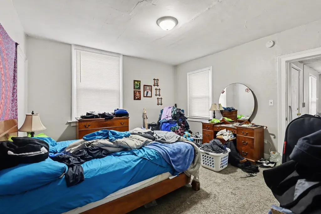 1236 Alpine Avenue NW Grand Rapids City MI 49504