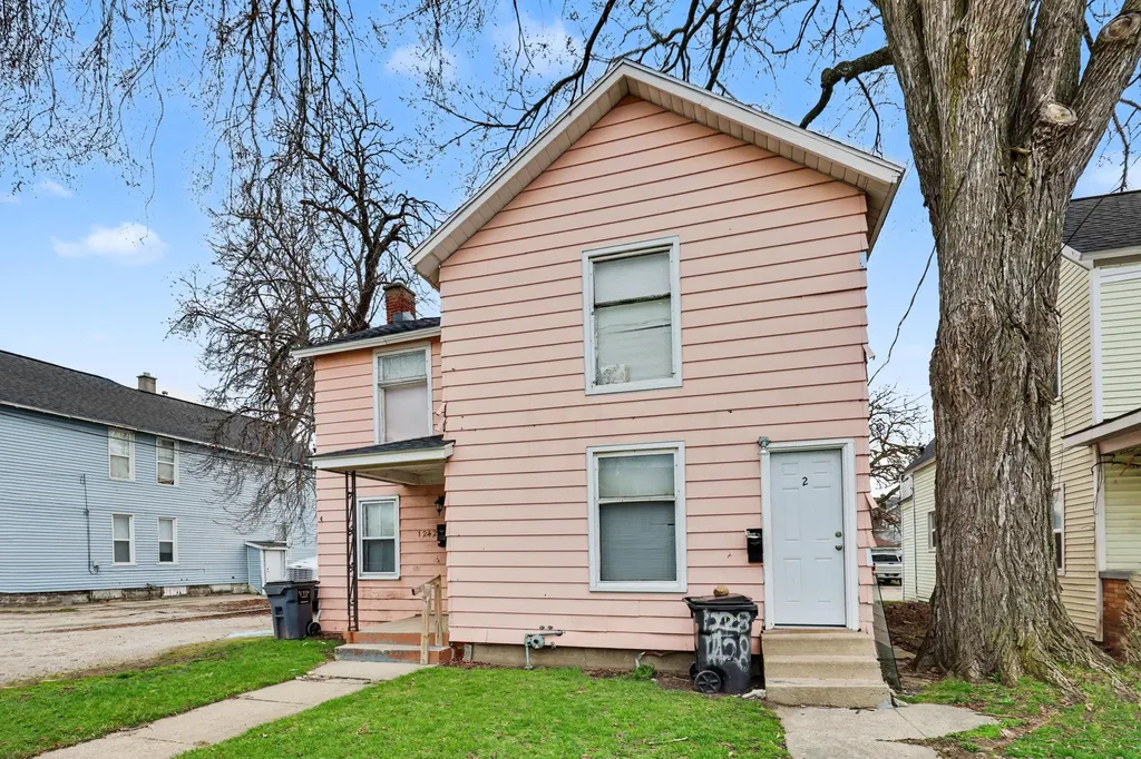 1242 Alpine Avenue NW Grand Rapids City MI 49504