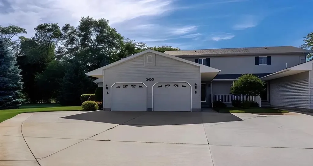 2430 Rosewood North Drive Union Charter Township MI 48858