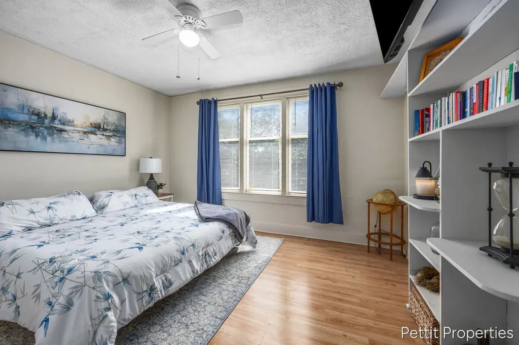 417 S Stewart Avenue Fremont City MI 49412