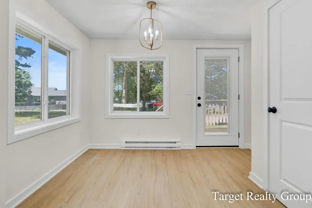 8660 Merry Drive NE Cannon Township MI 49341