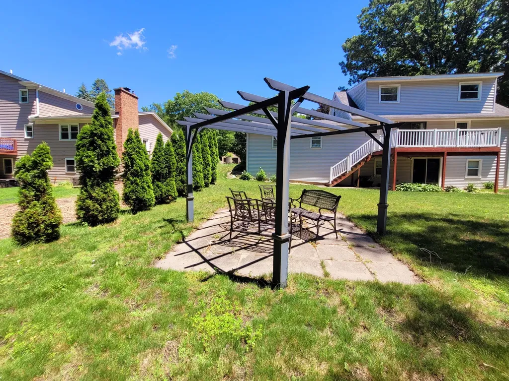 885 Argo Avenue SE Ada Township MI 49546