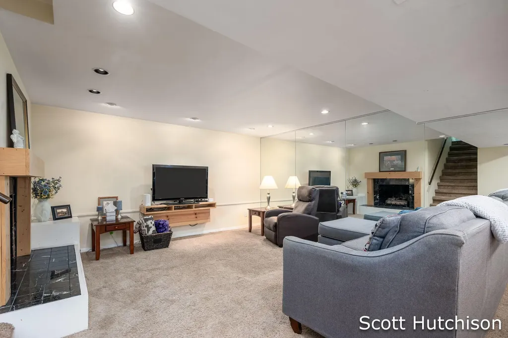 4316 Kennilworth Drive SE Grand Rapids Charter Township MI 49546