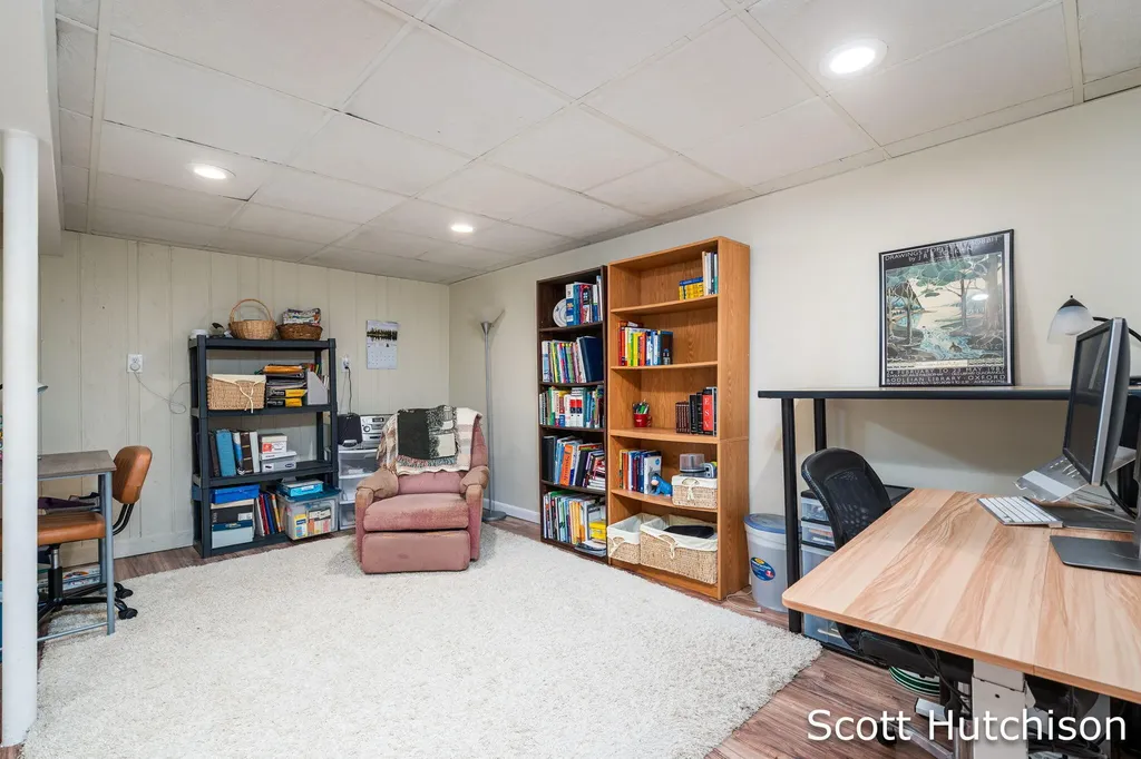4316 Kennilworth Drive SE Grand Rapids Charter Township MI 49546
