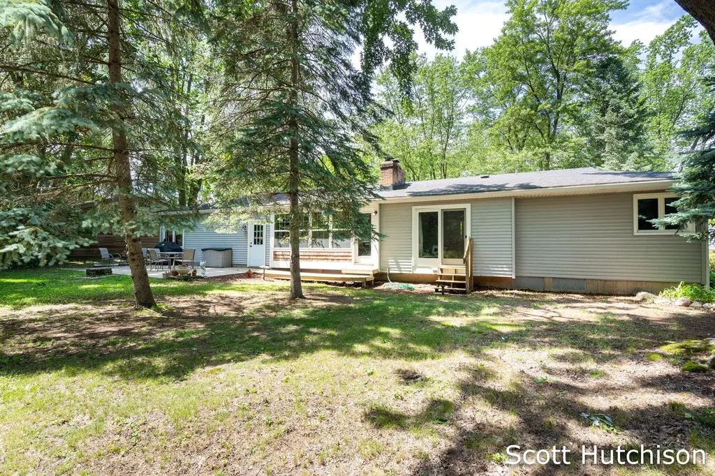 4316 Kennilworth Drive SE Grand Rapids Charter Township MI 49546